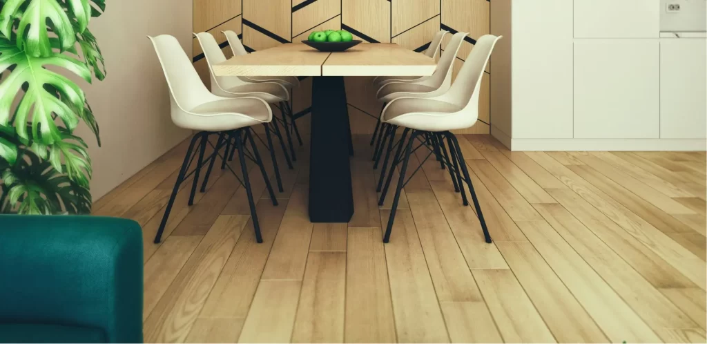 Piso vinílico click para interiores y exteriores, diseño práctico y fácil instalación, ideal en productos y servicios para pisos.