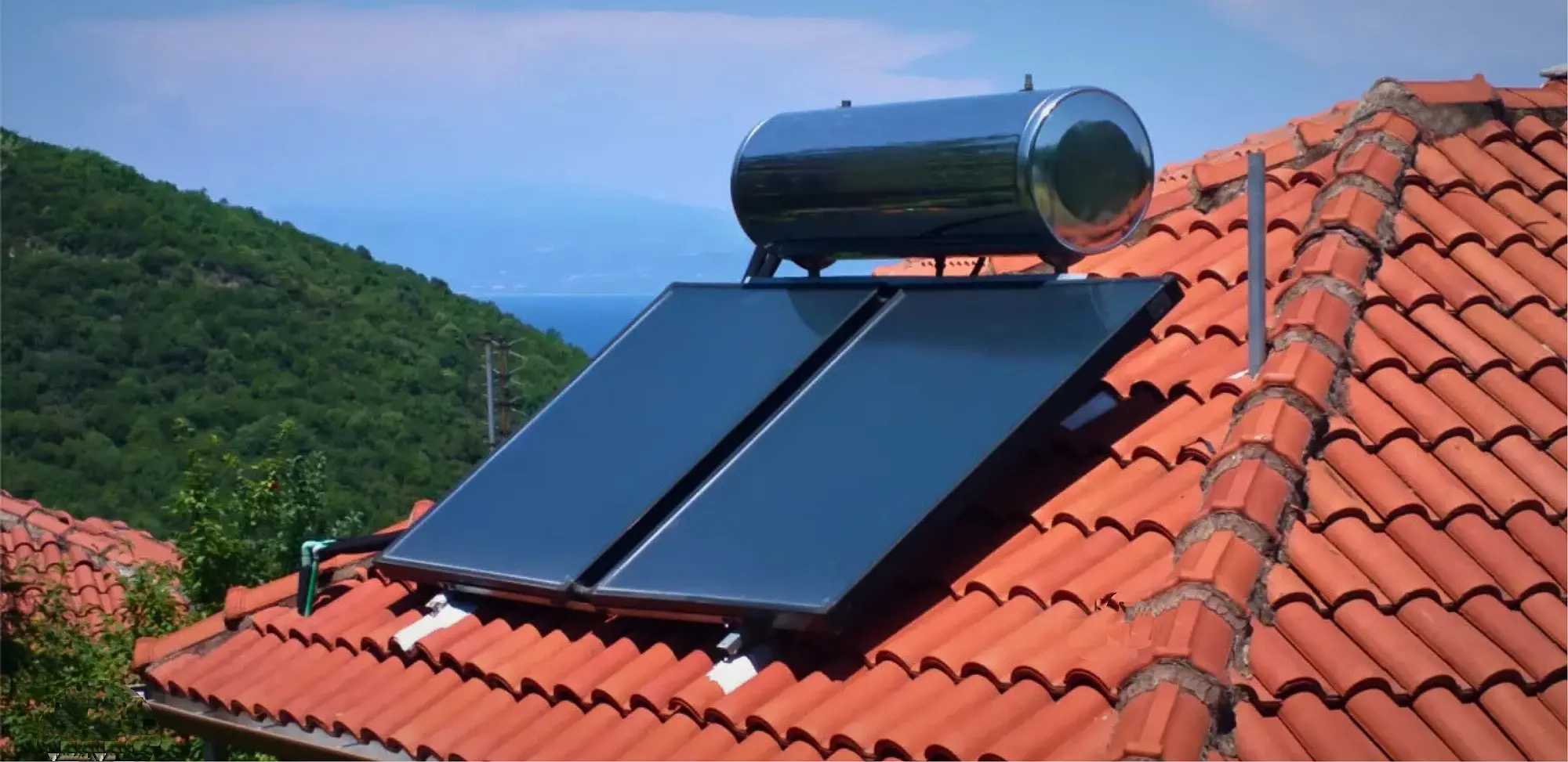 Instalación y reparación de sistemas de calentamiento solar de agua en interiores con productos y servicios de plomería.