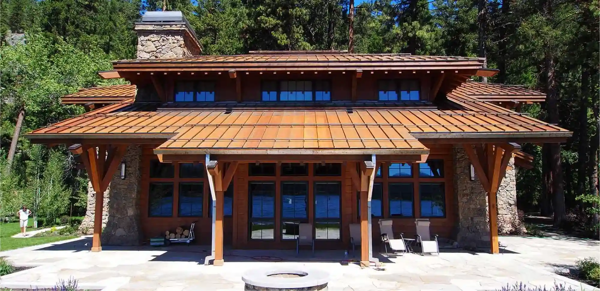 Techo de acero Corten para interiores y exteriores, resistente y moderno en soluciones y productos para techos.