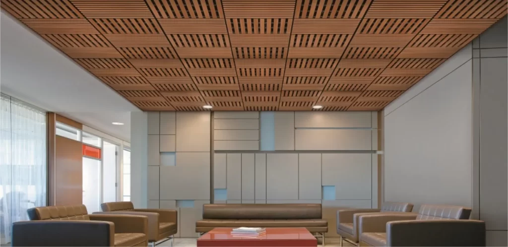 Techo modular para interiores, opción práctica y estética, parte de nuestras soluciones de alta calidad para techos.